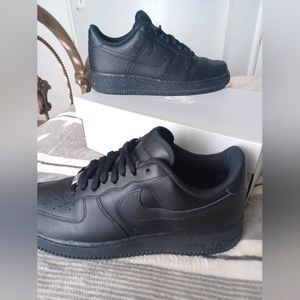 🚫SOLD🚫Authentic Nike Air Force 1 Black with original box Size 12 mens